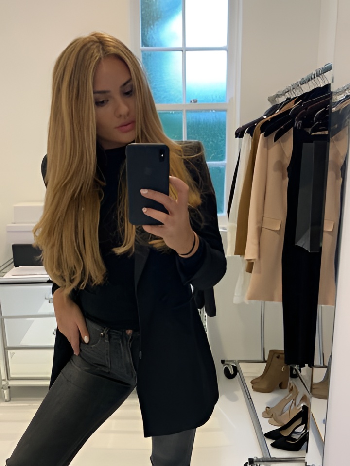 Эмма привлекательная девушка из Евпатории цена от 2000 руб