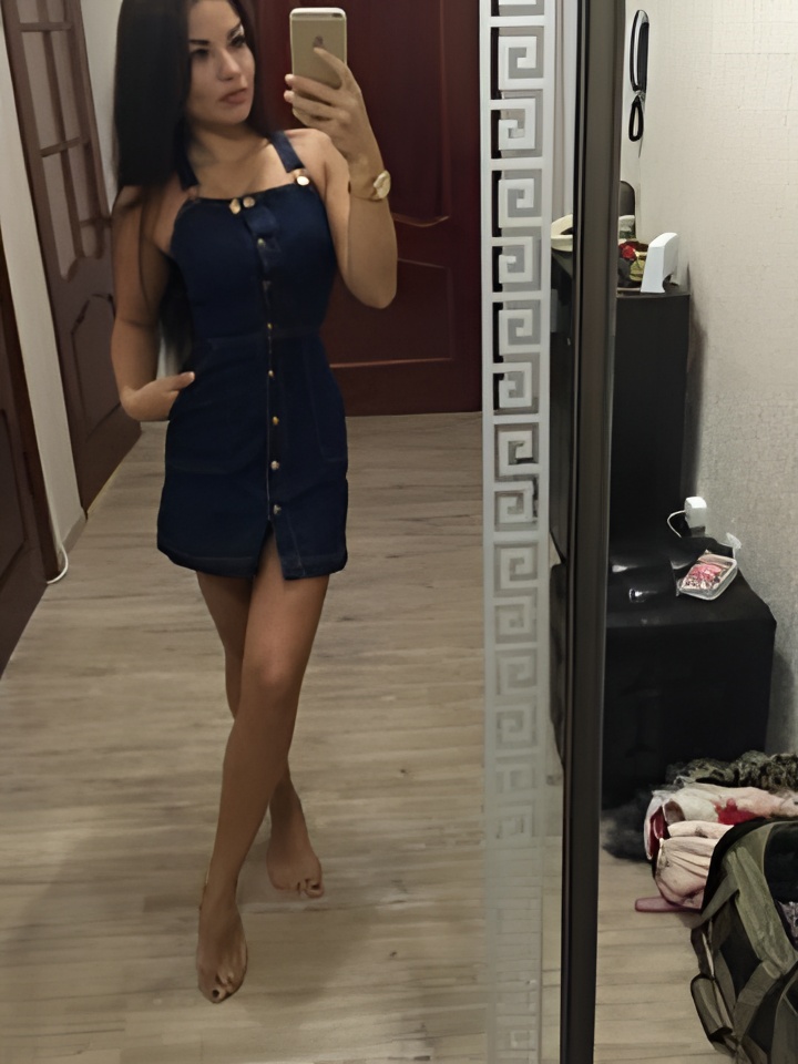 Лина привлекательная девушка из Евпатории цена от 3000 руб