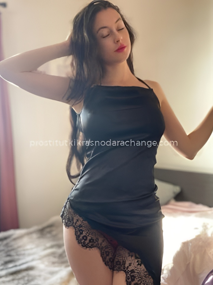 Серафима привлекательная девушка из Евпатории цена от 5000 руб