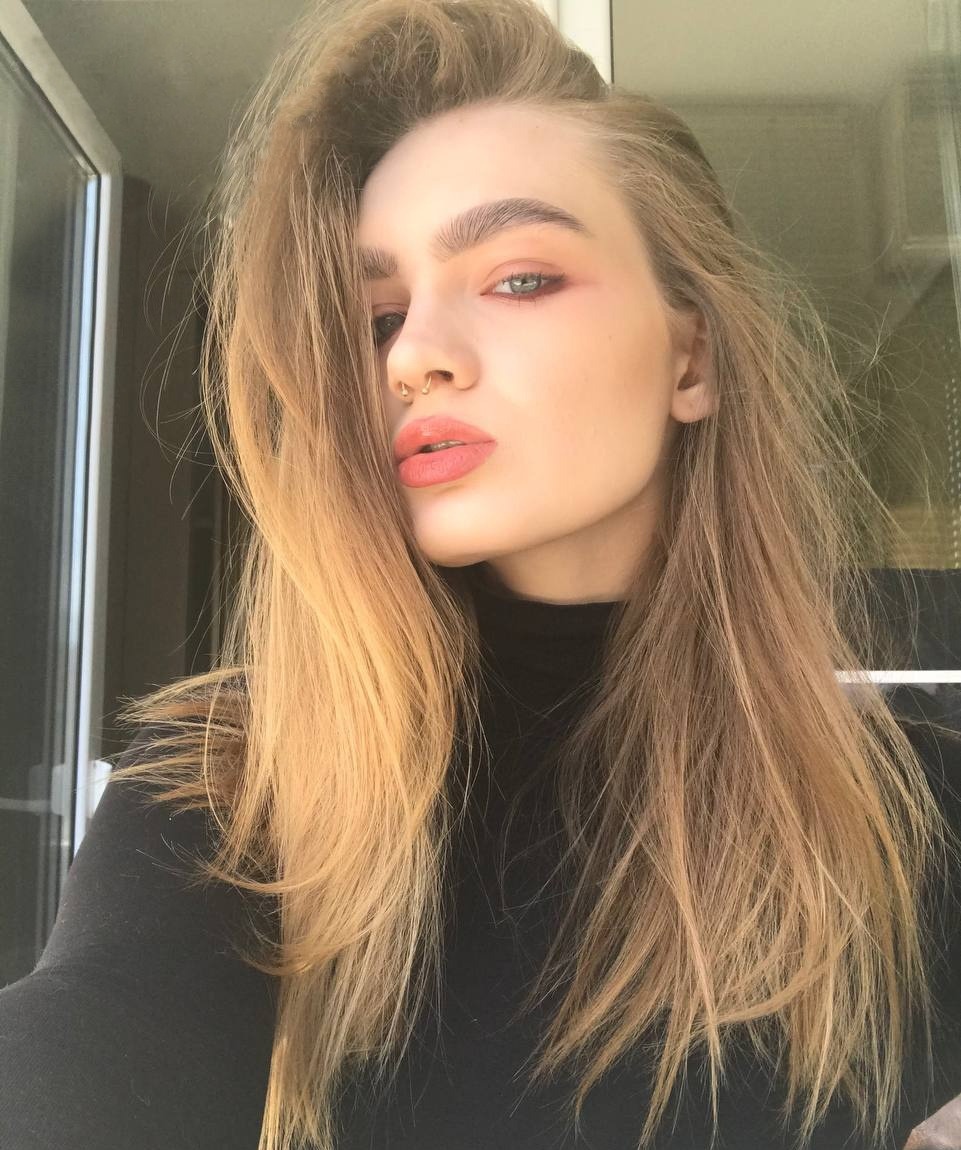 Лена привлекательная девушка из Евпатории цена от 3000 руб