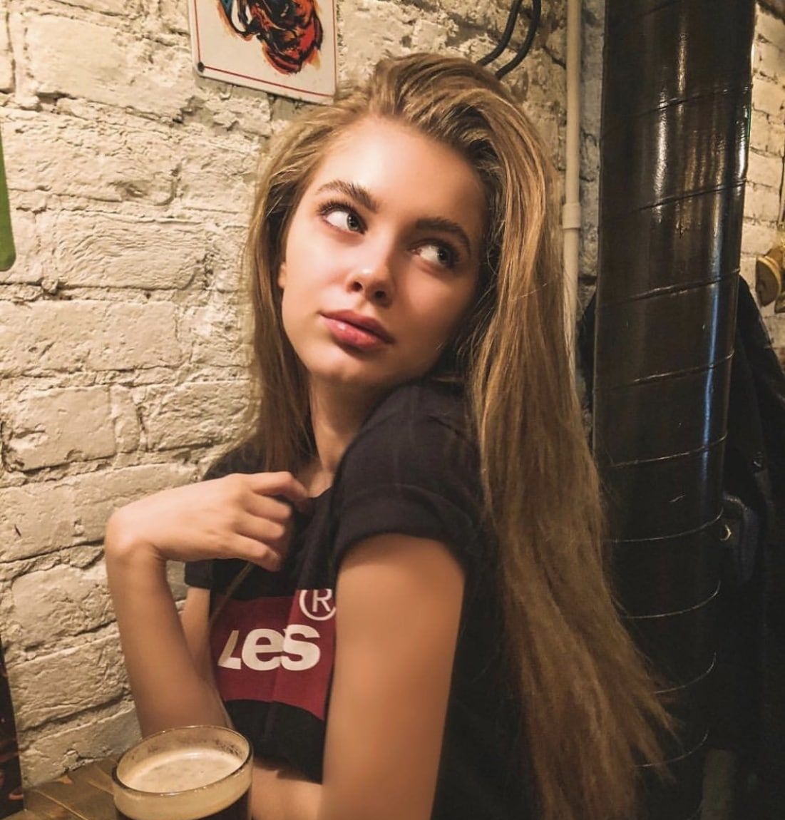 Оля привлекательная девушка из Евпатории цена от 3000 руб