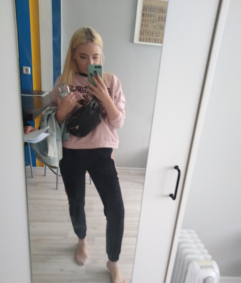 Рита привлекательная девушка из Евпатории цена от 3000 руб