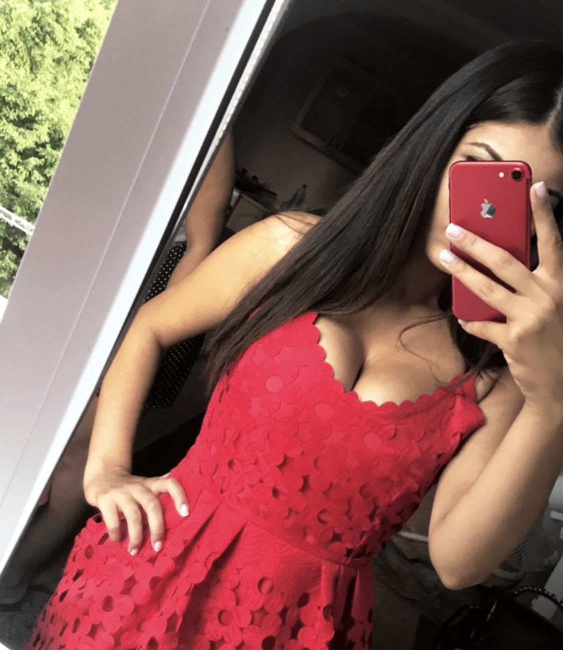 Аксинья привлекательная девушка из Евпатории цена от 3000 руб