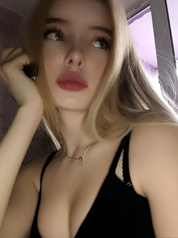 Адель фото 2